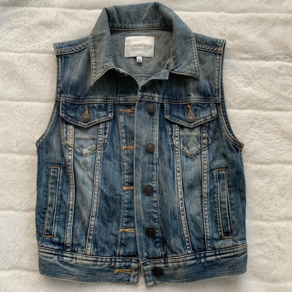 Aritzia jean vest - Picture 1 of 1